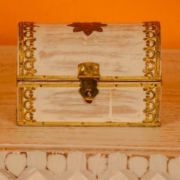 distressed white wooden jewellery box with brass work Indune