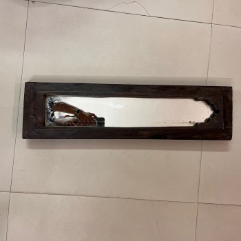 Timeless Polished Wooden Wall Mirror with Distressed Edge Finish – 26 Inch