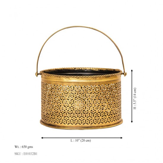 Metal brass basket oval small ( 8 X 10 )
