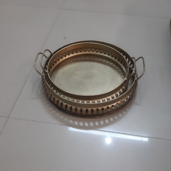 Iron Round Tray Platter in Brass finish - Set of 2 Iron Round Tray Platter in Brass finish - Set of 2