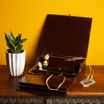 Wooden Box - for Office Utilities, Jewellery or Knick Knacks Wooden Box - for Office Utilities, Jewellery or Knick Knacks