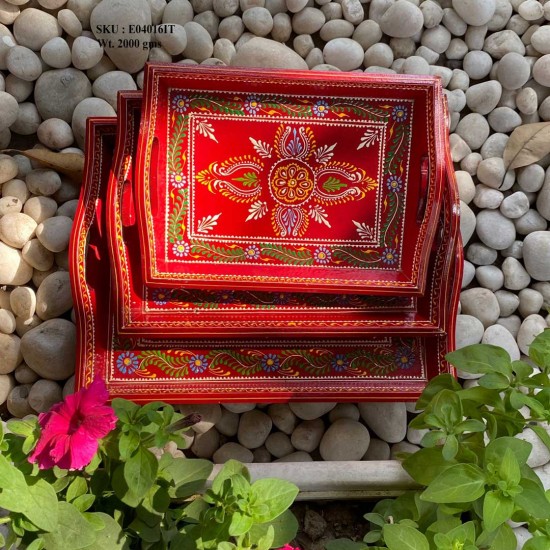 Hand painted Red-colored wooden tray - Set of 3