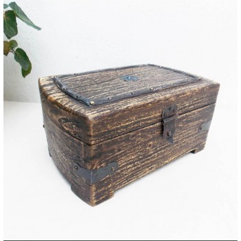 Sandblasted Box - Rustic Brown
