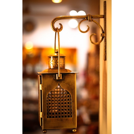 Antique Golden Finish Iron Minar Lantern with Wall Bracket