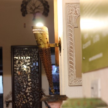 Iron Armoured Mashal Lamp