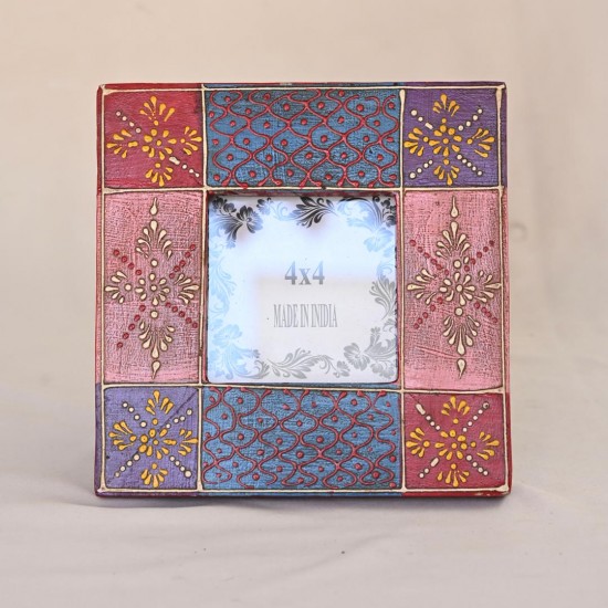 Square Wodden Frames - Assorted 7.5 x 7.5 inches Square Wodden Frames - Assorted 7.5 x 7.5 inches