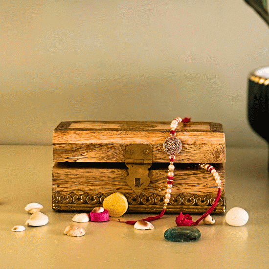 wooden box small natural polish with brass work Indune