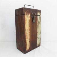 Reclaimed Wood Case for Two Bottles 