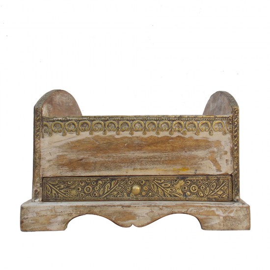 Distressed White Box Partitioned Lid - Case of Curiosities. Distressed White Box Partitioned Lid - Case of Curiosities.