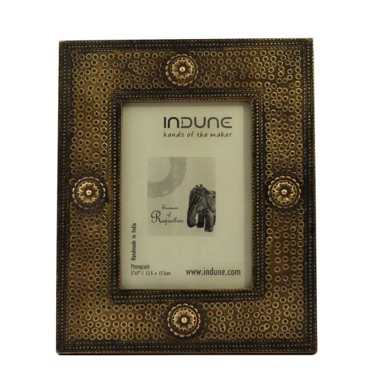 Wooden Photo Frame - Embossed Metal 5 x 7 Inches Wooden Photo Frame - Embossed Metal 5 x 7 Inches