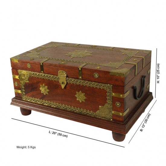 Royal Wooden Treasure Box with Brass Claddings and Artwork Royal Wooden Treasure Box with Brass Claddings and Artwork