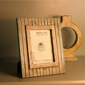 White - Green Wooden Pannel Shaped Photo Frame with Back Stand