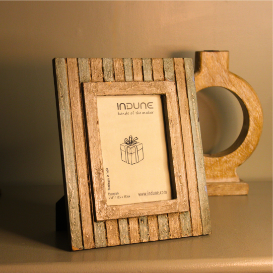 White - Green Wooden Pannel Shaped Photo Frame with Back Stand