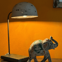 Vintage soldier helmet table lamp handcrafted in India by Indune Vintage soldier helmet table lamp handcrafted in India by Indune