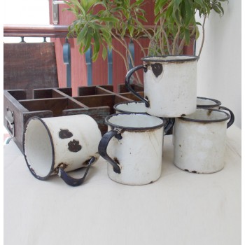 Vintage Inspired Camping Mugs & Tray