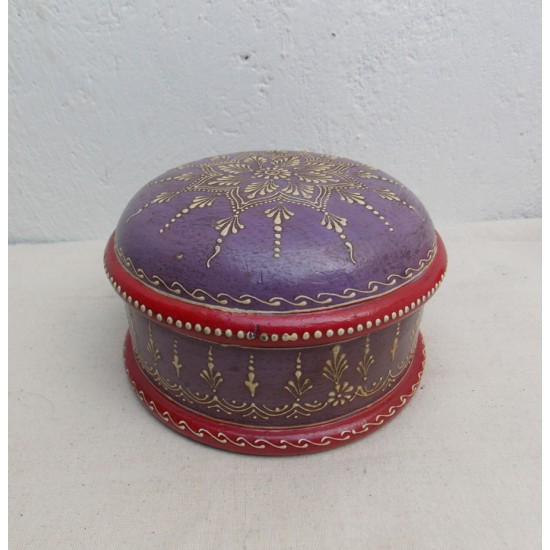 Round Powder Box- Assorted Colours Round Powder Box- Assorted Colours