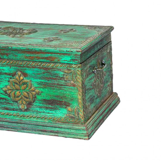 The Antique Charm of the Brass Box: A Timeless Treasure