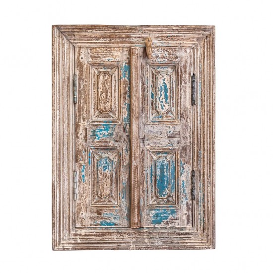 White Distressed Vintage Wooden Window      