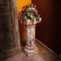 Antique white wooden carved side pillar stand