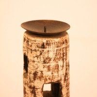 Repurposed Wooden Pillar Candle Stand – White Distressed Tall candle stand crafted from a repurposed antique bed leg, finished in a white distressed tone with turned detailing and a black metal candle plate on top.