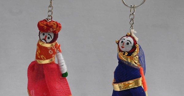 Raja-Rani Keychain Set
