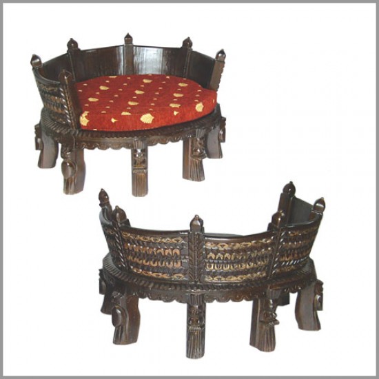 Traditional Auda Seater Distress Polished Traditional Auda Seater Distress Polished