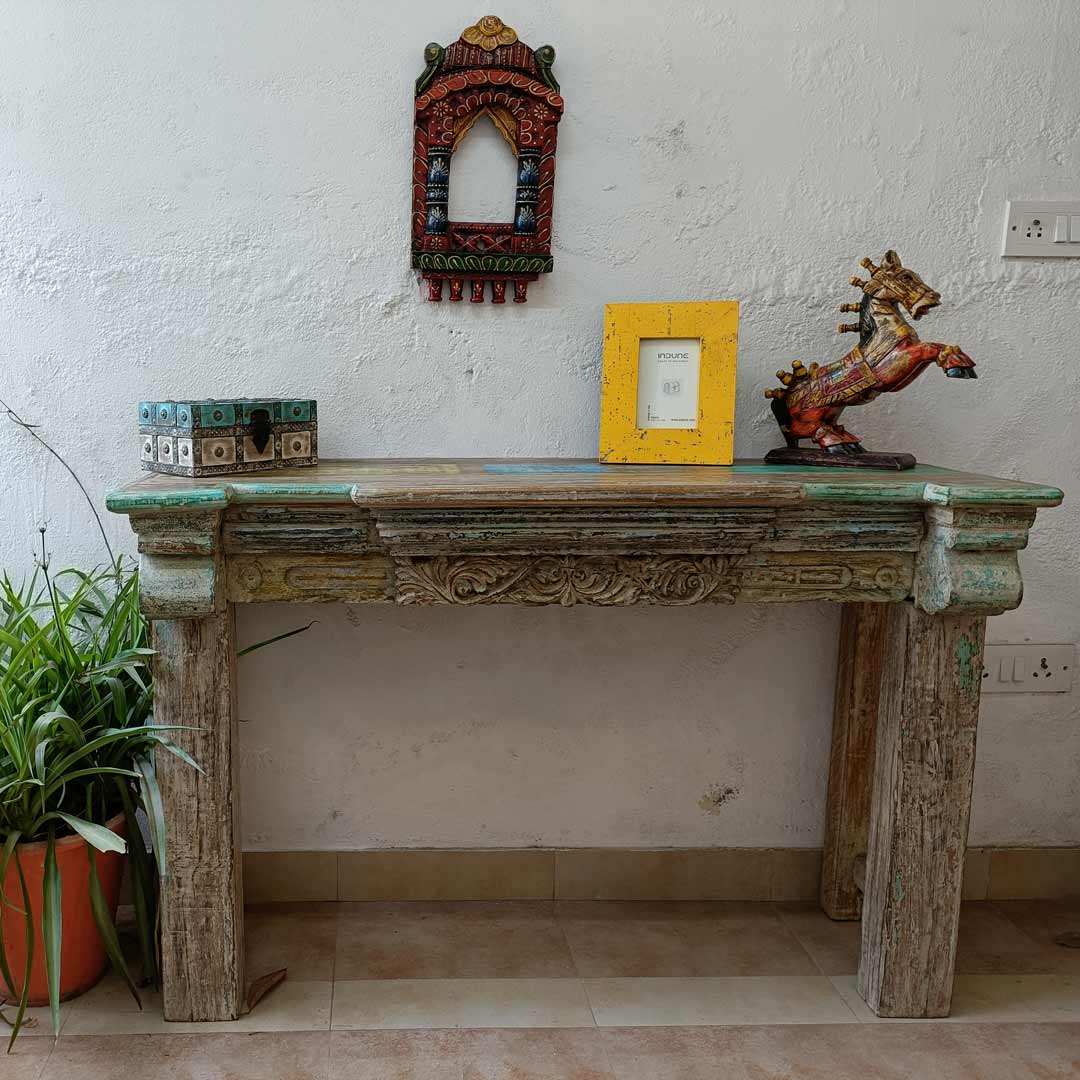 Distressed Antique Finish Wooden Console