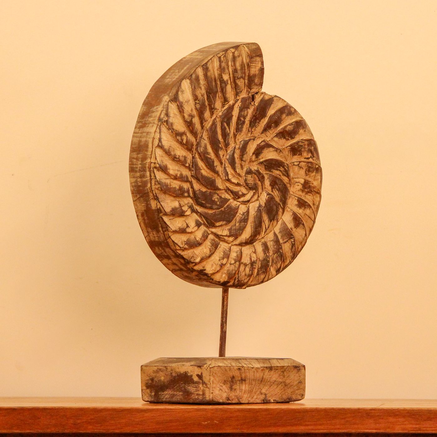 E05075B E05075B