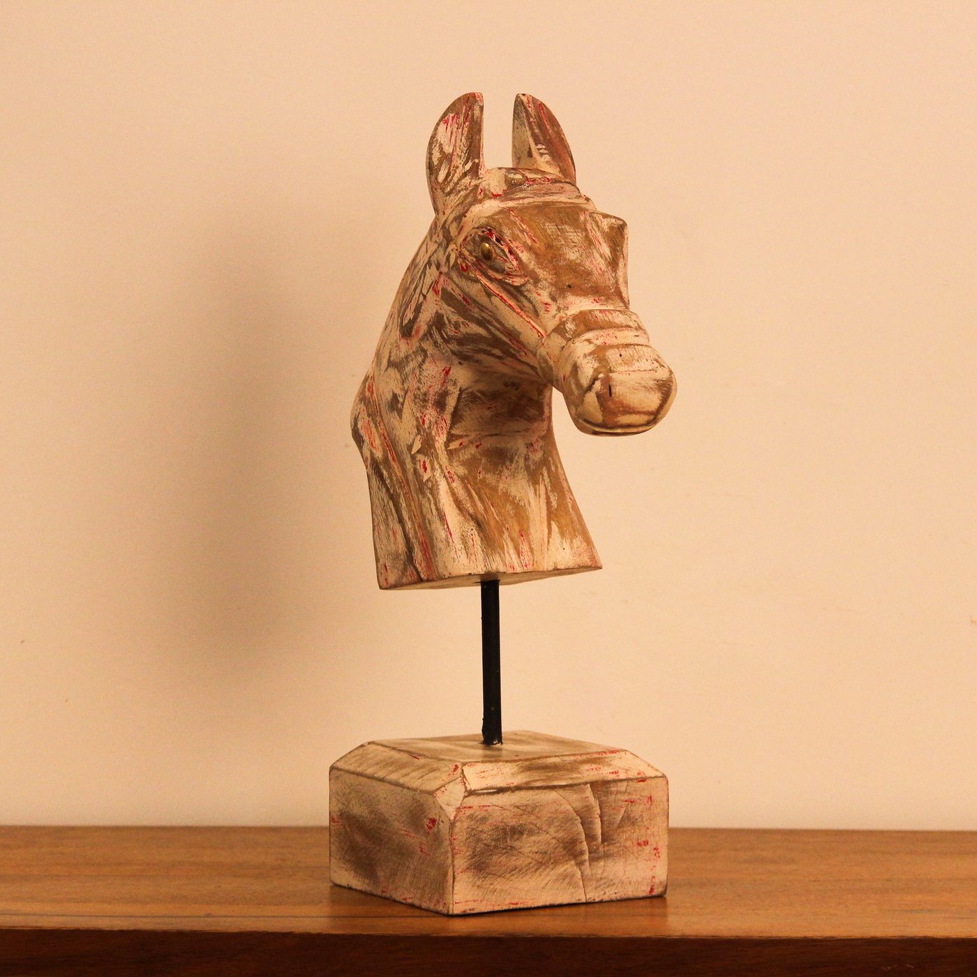 Rustic Pink Horse Head Sculpture Rustic Pink Horse Head Sculpture