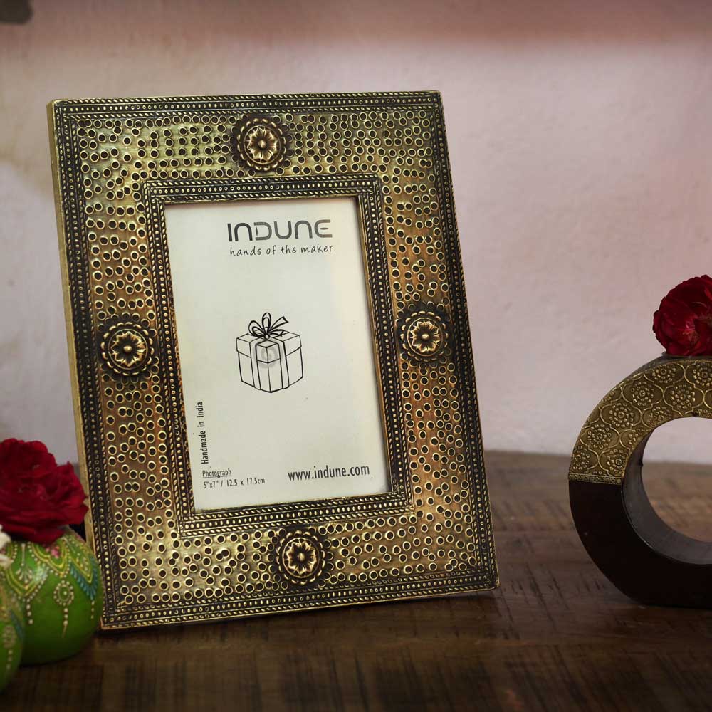 Wooden Photo Frame - Embossed Metal 5 x 7 Inches Wooden Photo Frame - Embossed Metal 5 x 7 Inches