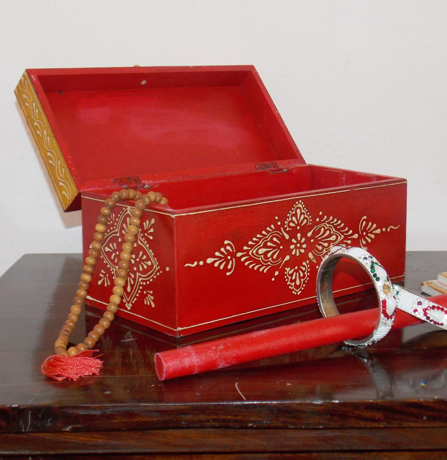 Hand Painted Bangle Box Hand Painted Bangle Box