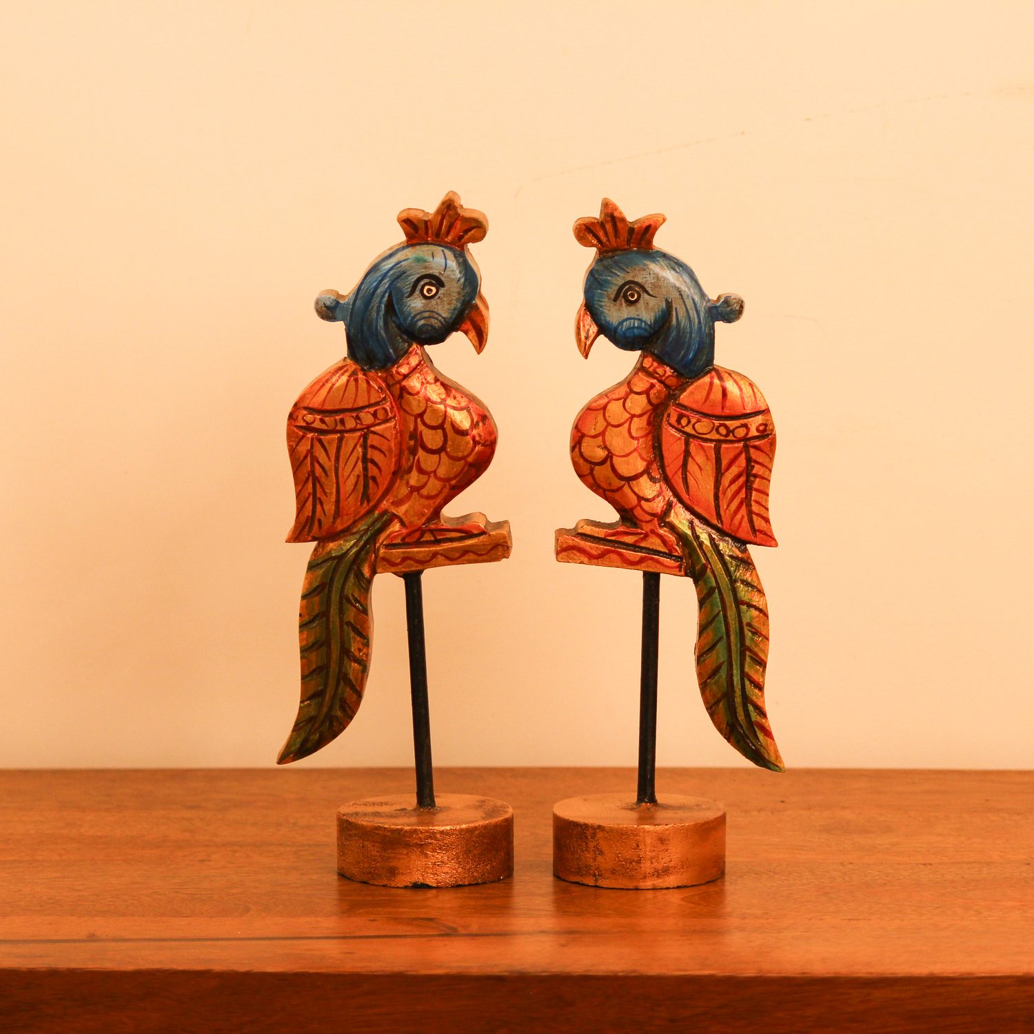 Handcrafted Bird Table Decor on Iron Stand Handcrafted Bird Table Decor on Iron Stand
