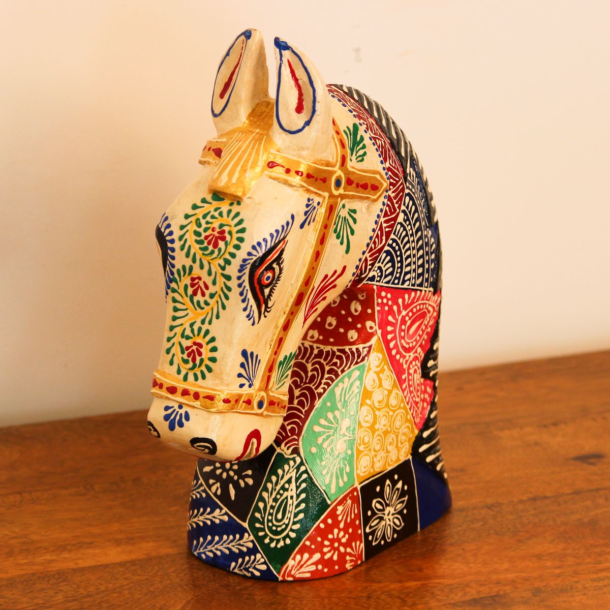 Hand Painted Patchwork Horse Head Decor Hand Painted Patchwork Horse Head Decor